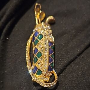 Elegant Gold Tone and Green Brooch